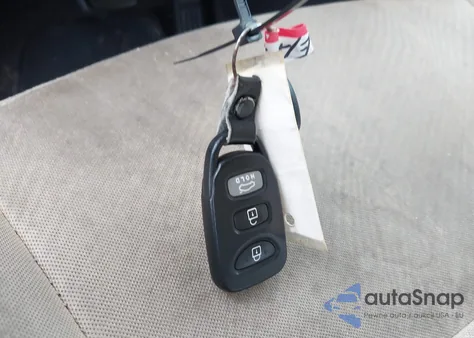 2012 Hyundai Elantra Gls from USA, damaged, VIN 5NPDH4AE7CH132238